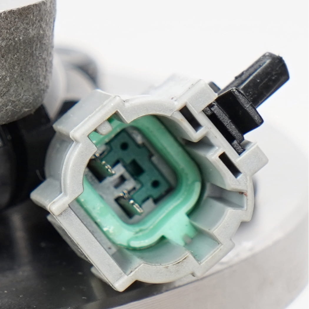 Hanhub 515125 Vorderradzentrale und Lagerbaugruppe, die mit QX56 Armada Titan kompatibel ist